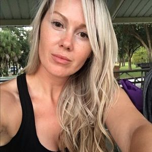 Meet your Posher, Christie